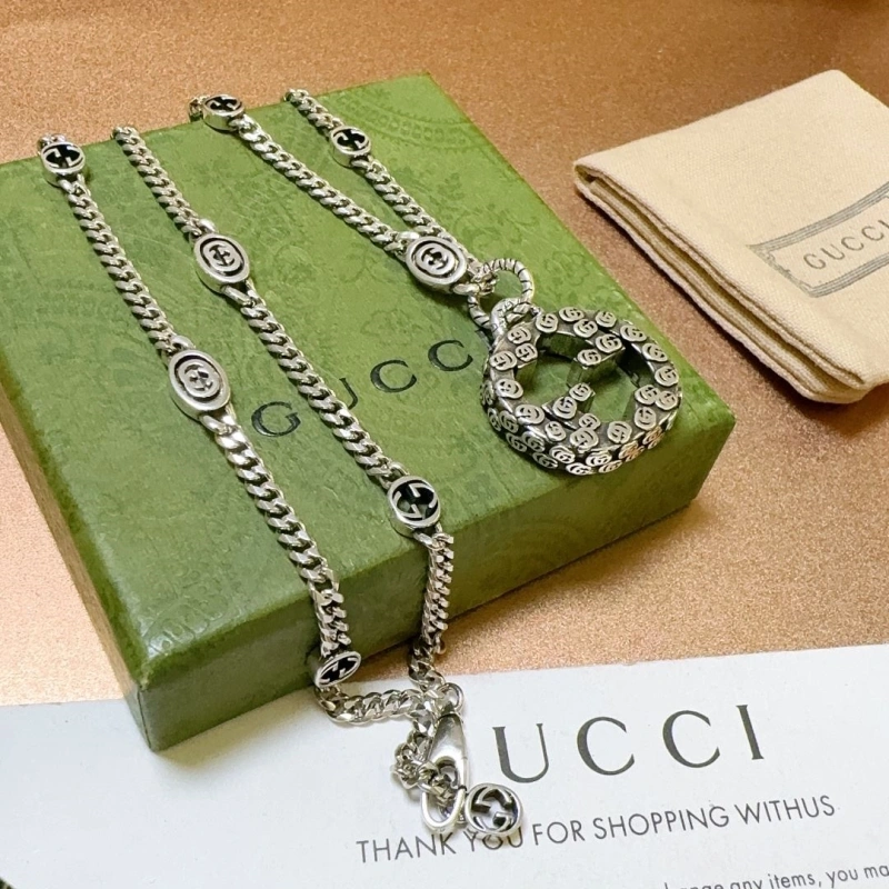 Vibrant Gxccx Necklaces 303428