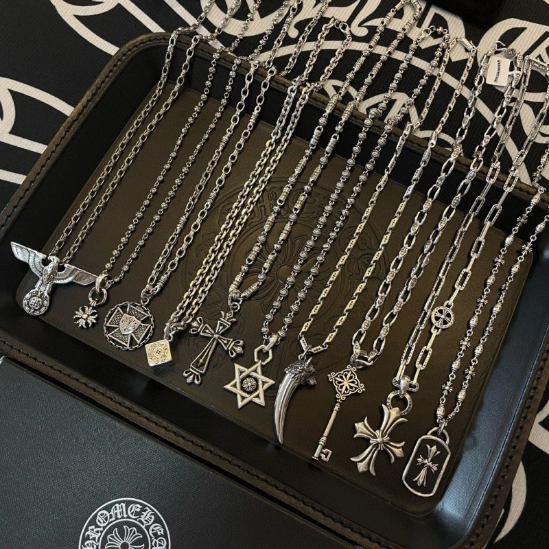 Chrxmx Hxxrts Necklaces EyeCatching 295646