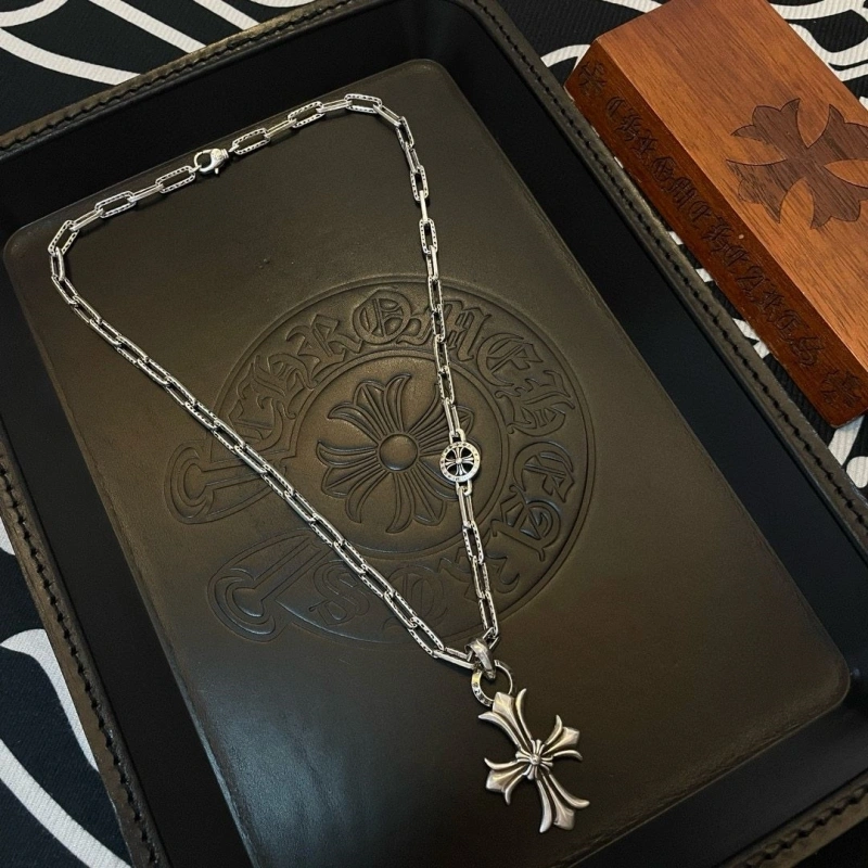 Chrxmx Hxxrts Necklaces EyeCatching 295646