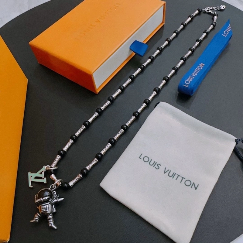 LX Necklaces Versatile 309694
