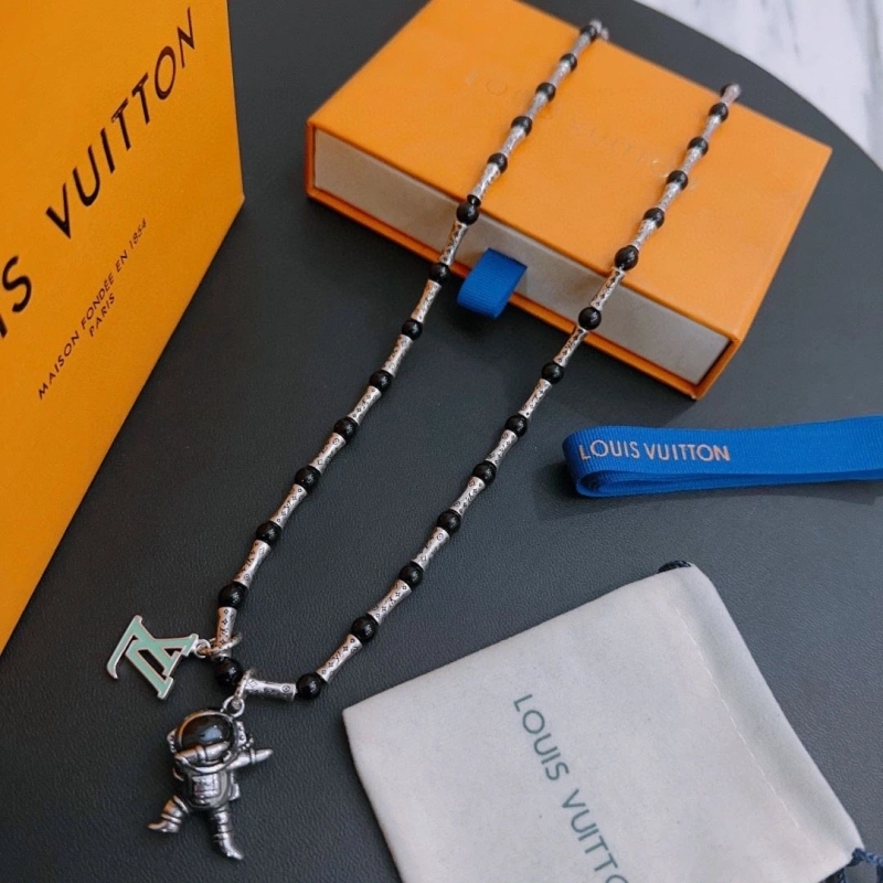 LX Necklaces Versatile 309694