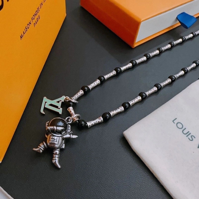 LX Necklaces Versatile 309694