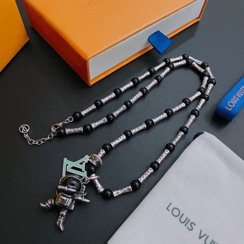 LX Necklaces Versatile 309694