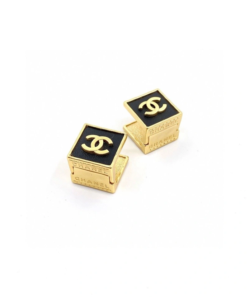 Efficient Chxnxl Earrings 289856