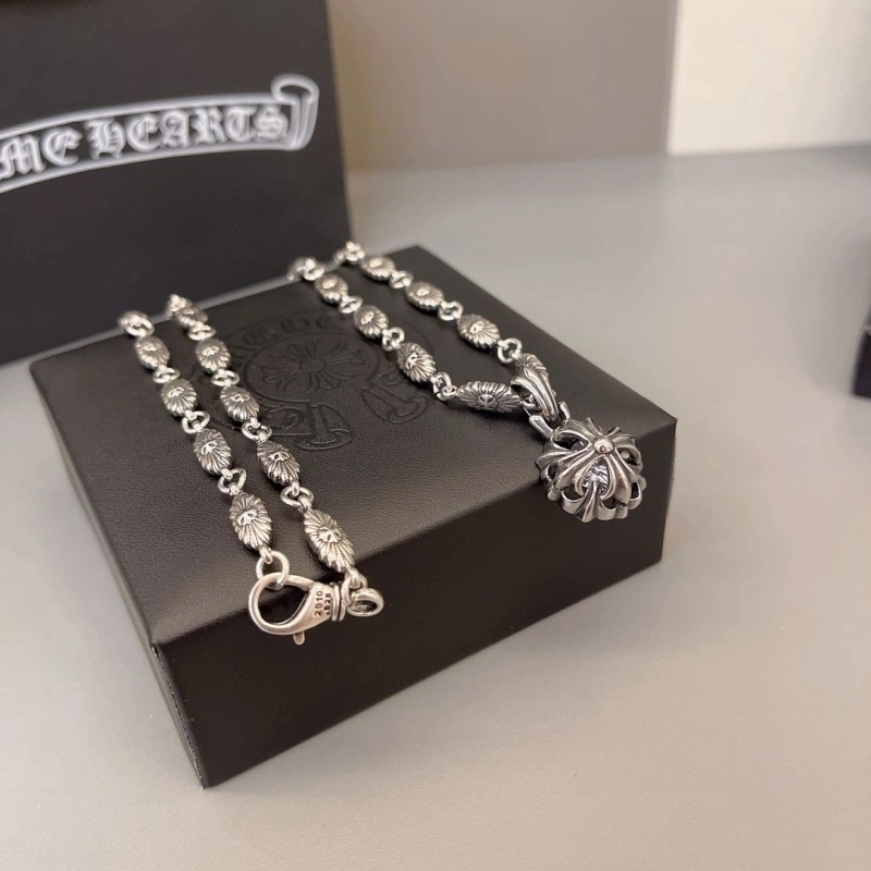 Unique Chrxmx Hxxrts Necklaces 298396