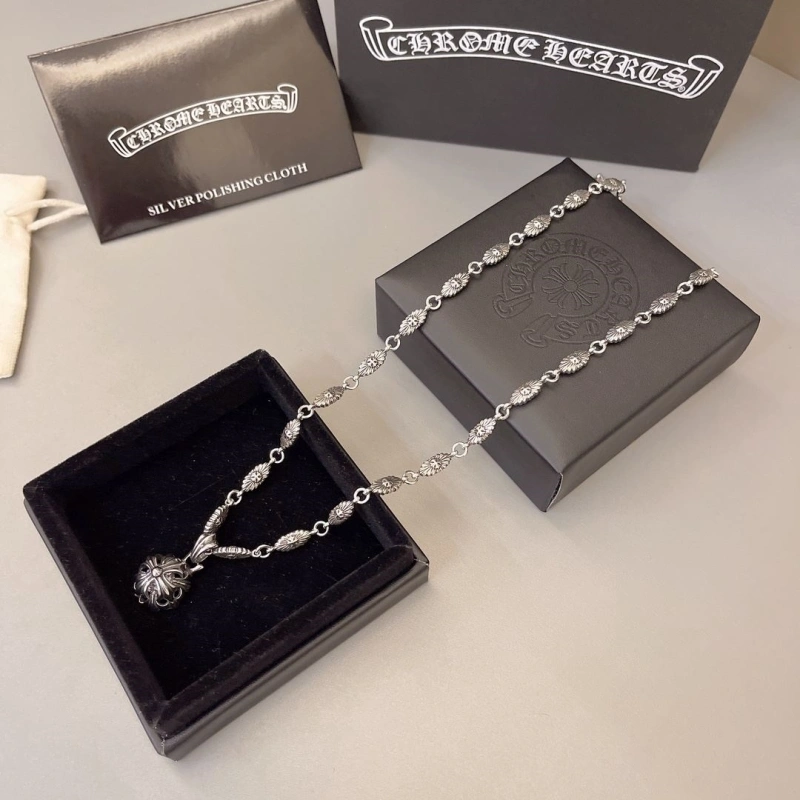 Unique Chrxmx Hxxrts Necklaces 298396