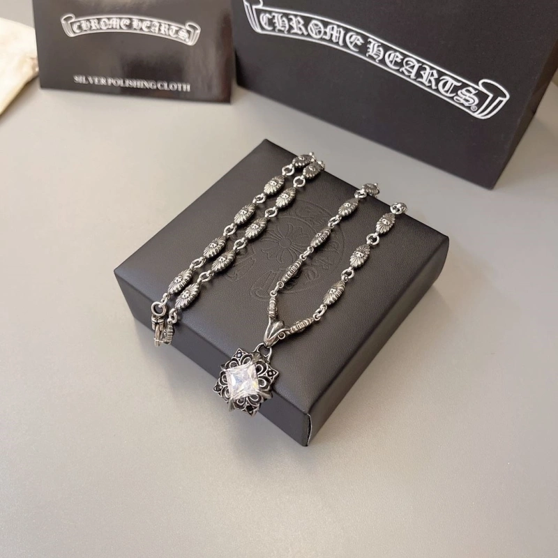Flexible Chrxmx Hxxrts Necklaces 298395