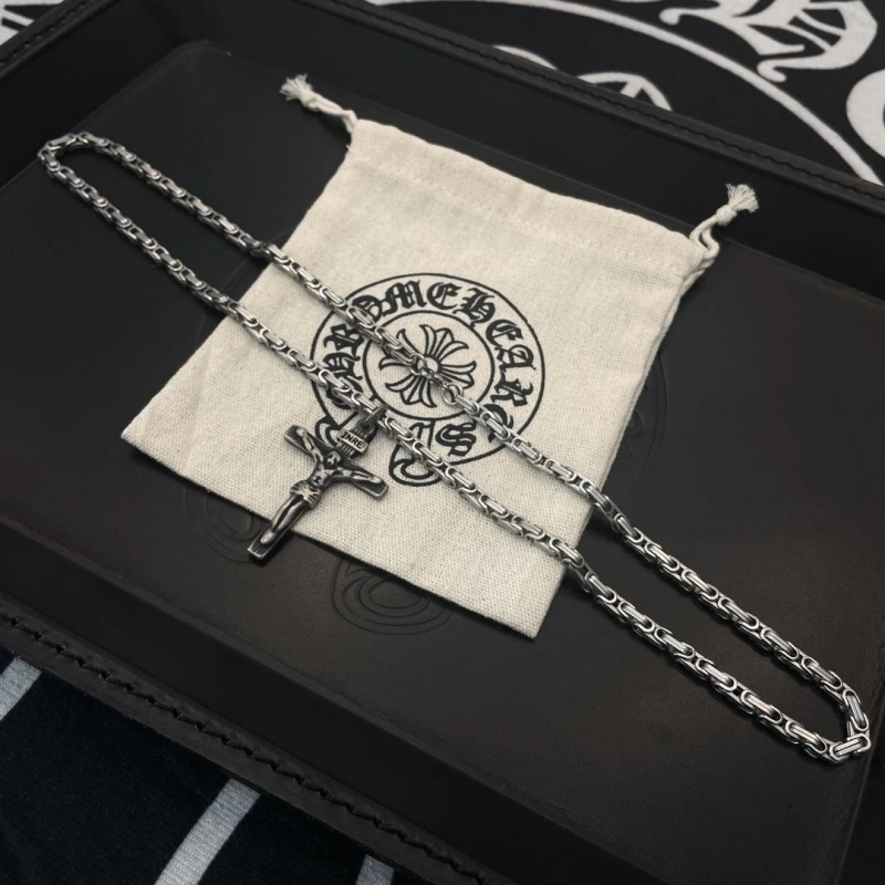 Cozy Chrxmx Hxxrts Necklaces 298388