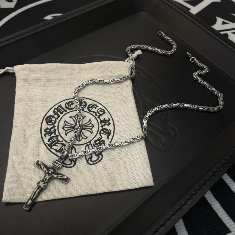 Cozy Chrxmx Hxxrts Necklaces 298388