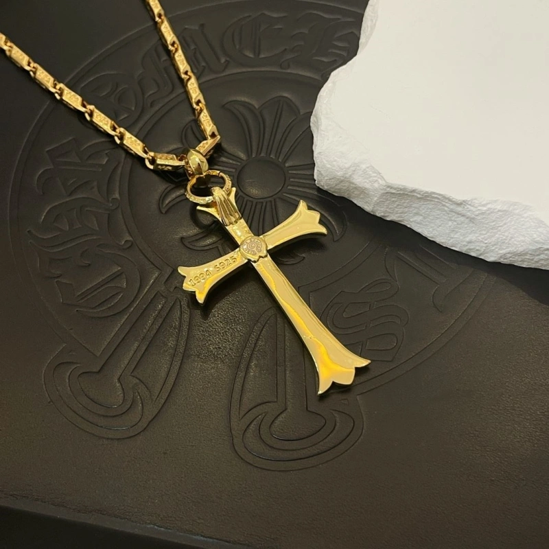 EyeCatching Chrxmx Hxxrts Necklaces 298385