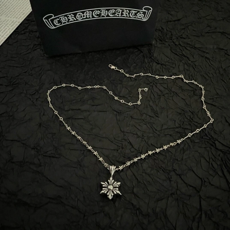 Functional Chrxmx Hxxrts Necklaces 298421