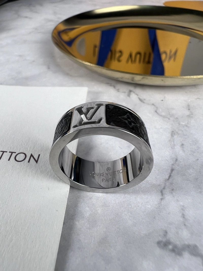 Refined LX Rings 309620