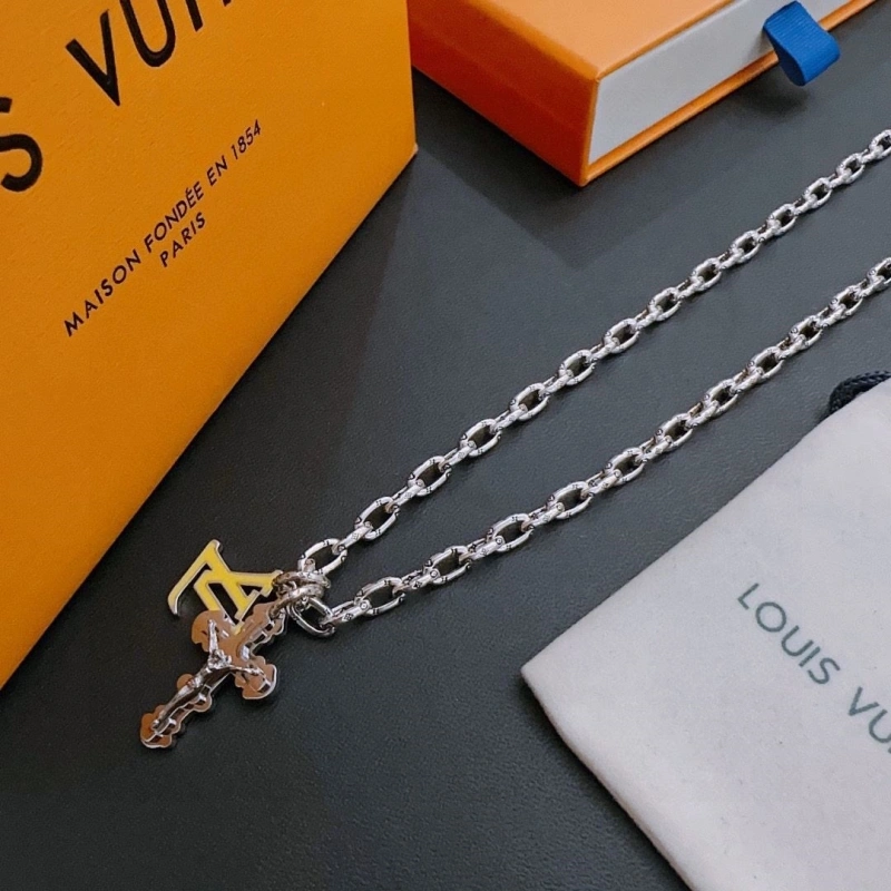 Functional LX Necklaces 309679