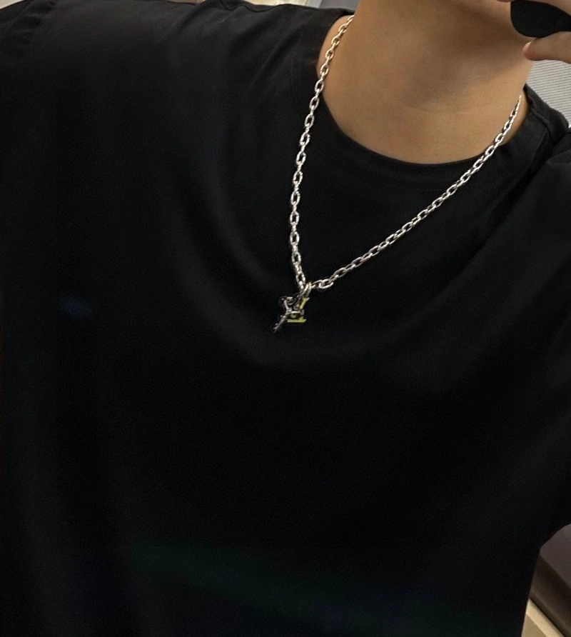 Functional LX Necklaces 309679