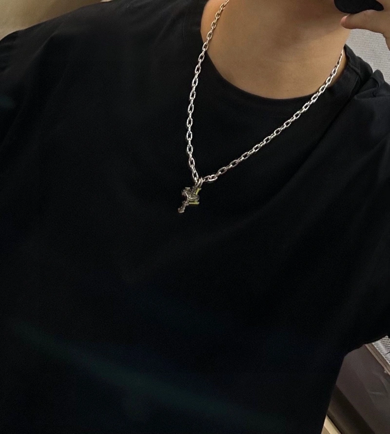 Functional LX Necklaces 309679