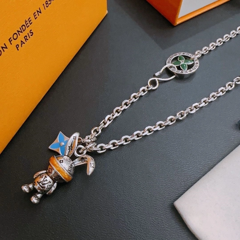 Breathable LX Necklaces 309664