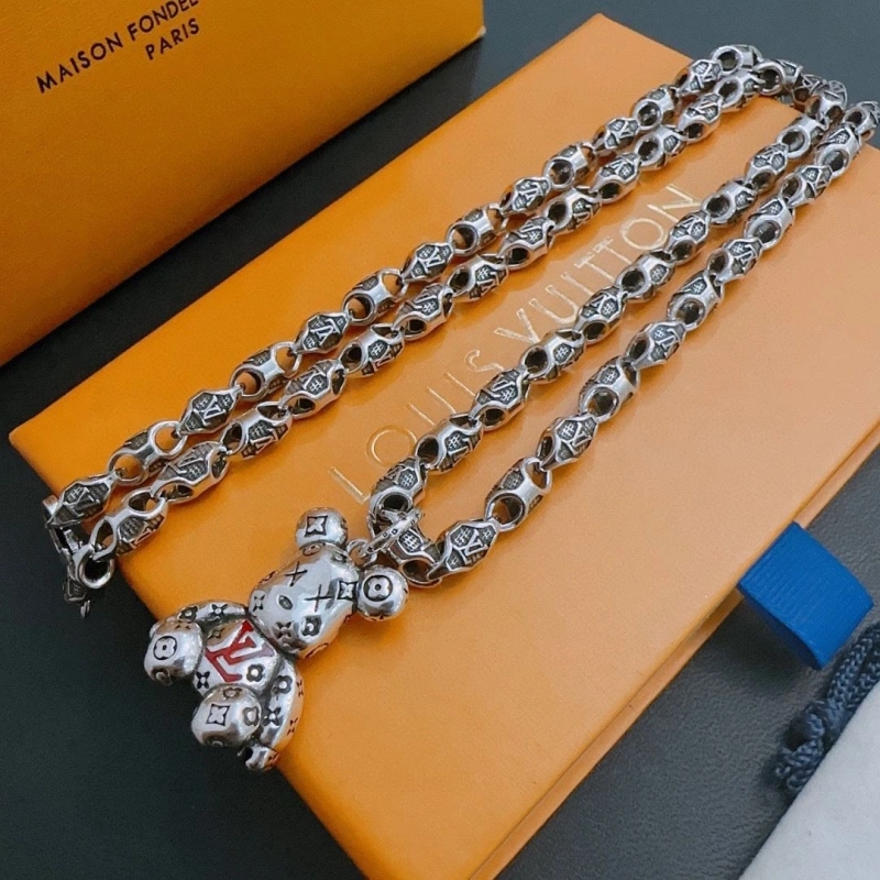Versatile LX Necklaces 309655