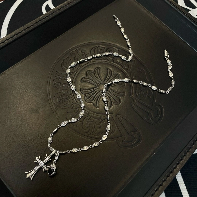 Lightweight Chrxmx Hxxrts Necklaces 298375