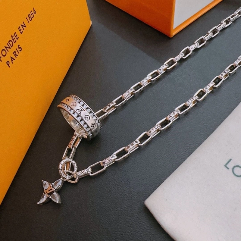 Sleek LX Necklaces 309663