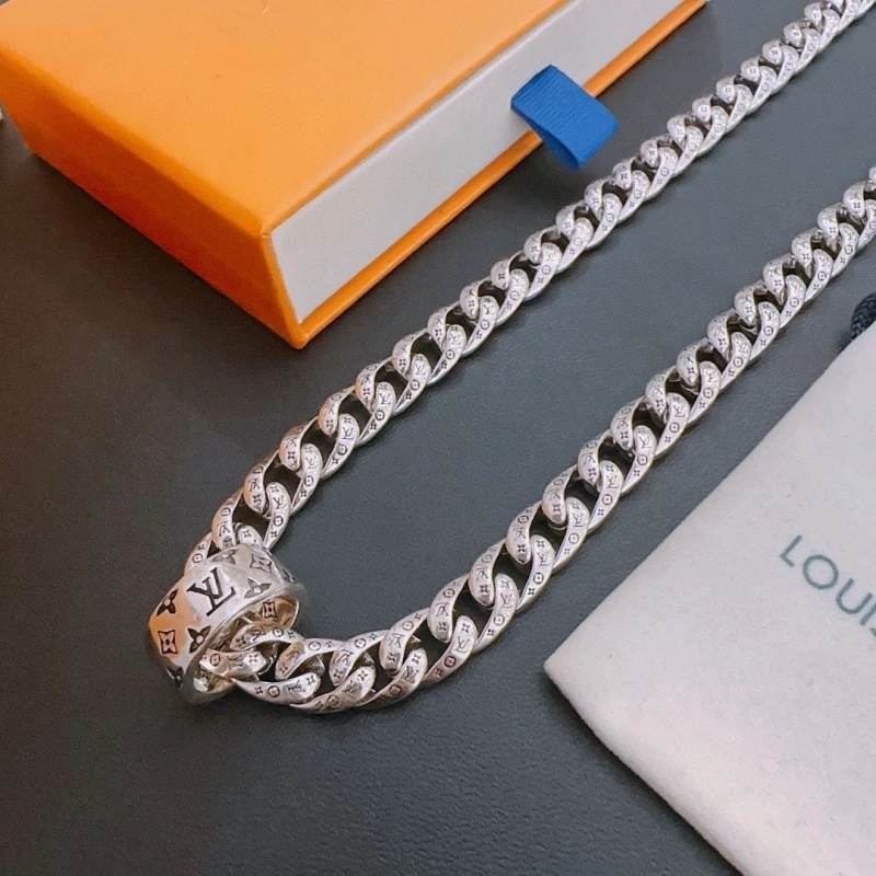 Comfortable LX Necklaces 309661