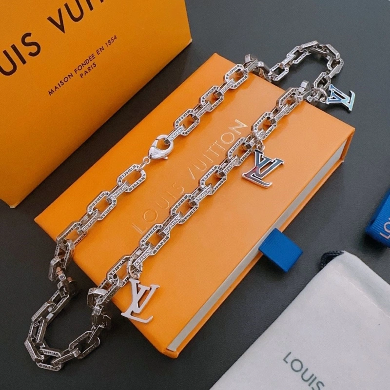 Bold LX Necklaces 309646