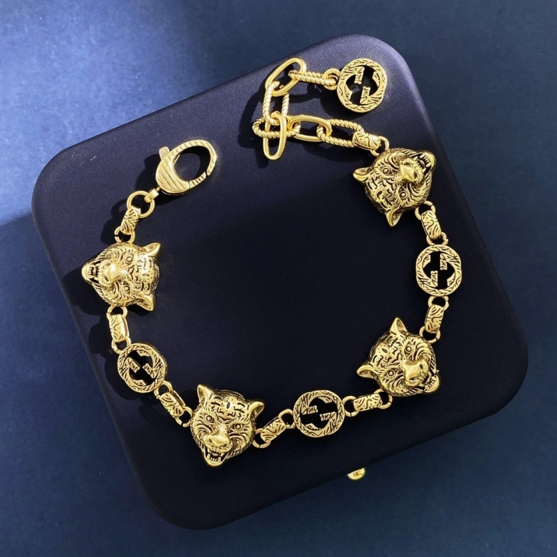 Cozy Gxccx Bracelets 304149