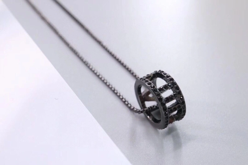 Minimalist Swxrxvski Necklaces 315023