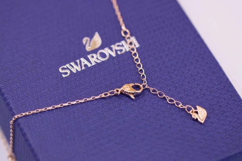 Swxrxvski Necklaces Comfortable 315022