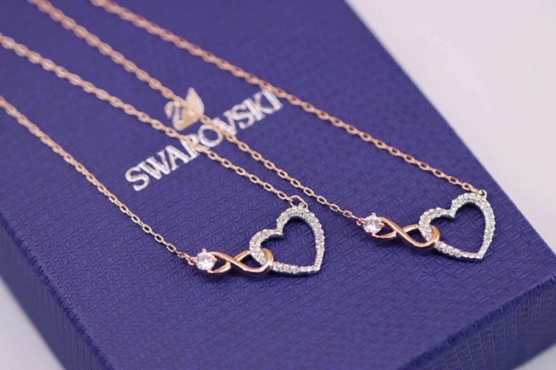 Swxrxvski Necklaces Comfortable 315022