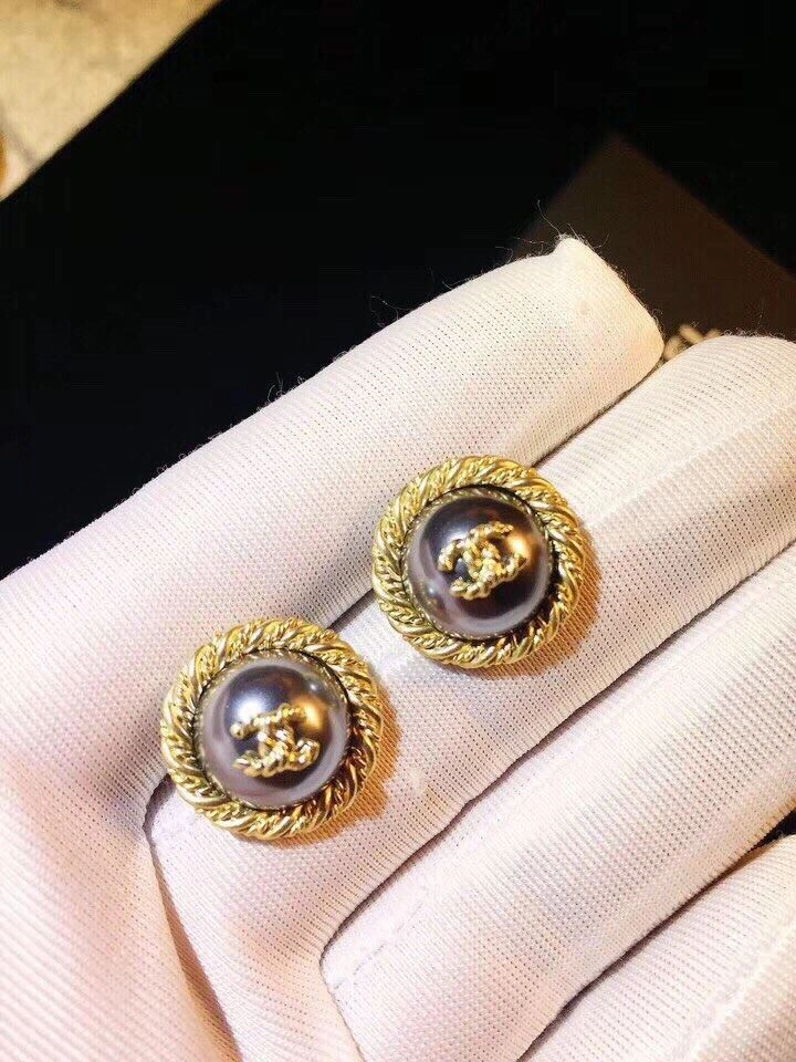 Bold Chxnxl Earrings 289837