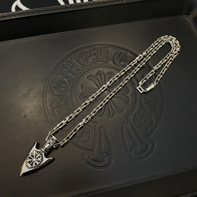 Breathable Chrxmx Hxxrts Necklaces 298374
