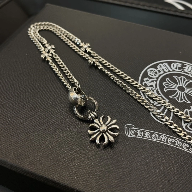 UrbanStyle Chrxmx Hxxrts Necklaces 298367