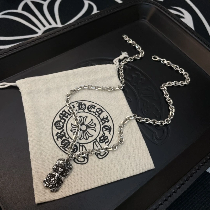 Flexible Chrxmx Hxxrts Necklaces 298368