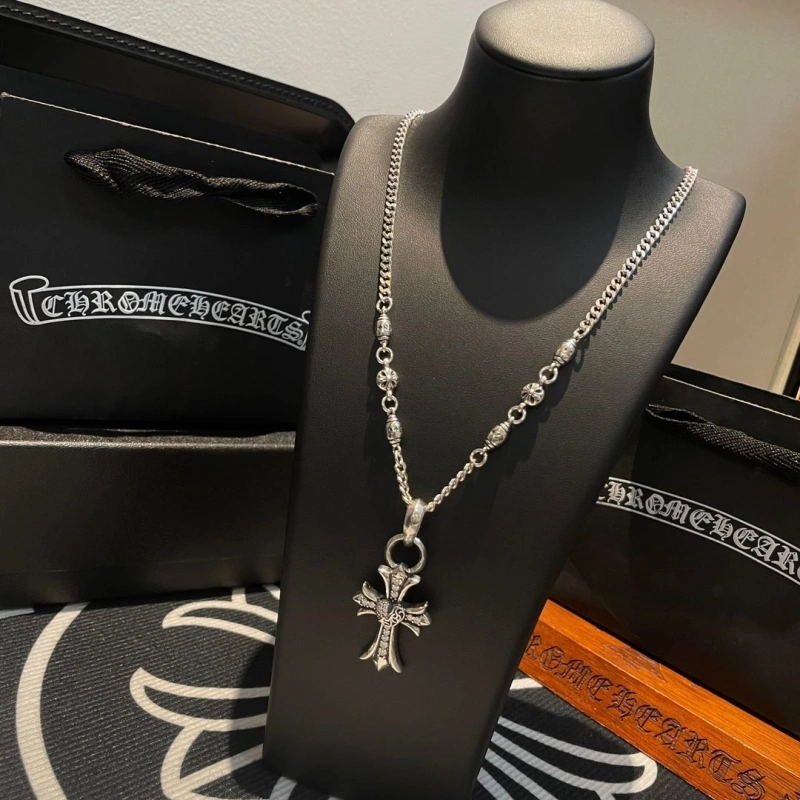 Bright Chrxmx Hxxrts Necklaces 298365