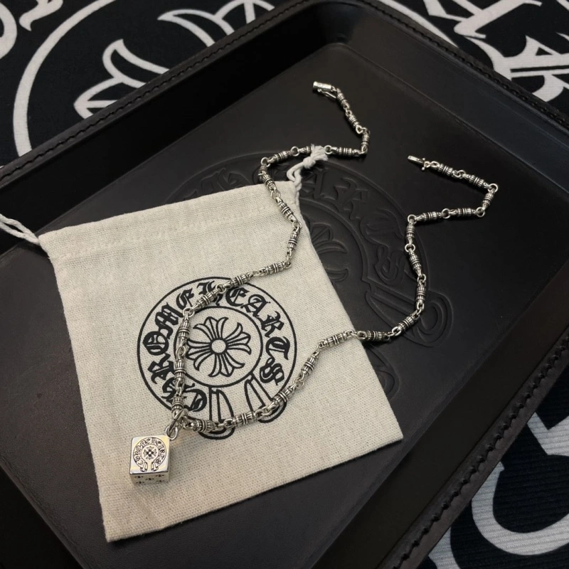 Sophisticated Chrxmx Hxxrts Necklaces 298369
