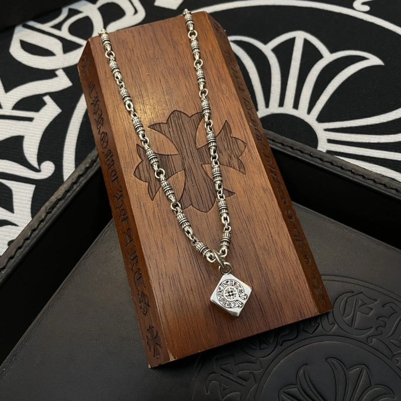 Sophisticated Chrxmx Hxxrts Necklaces 298369