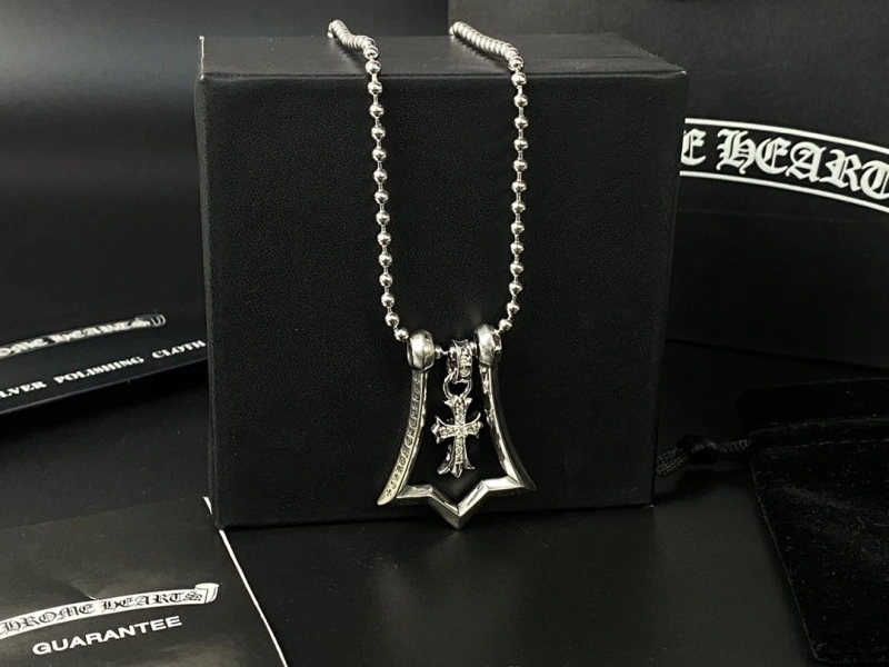SportInspired Chrxmx Hxxrts Necklaces 298364