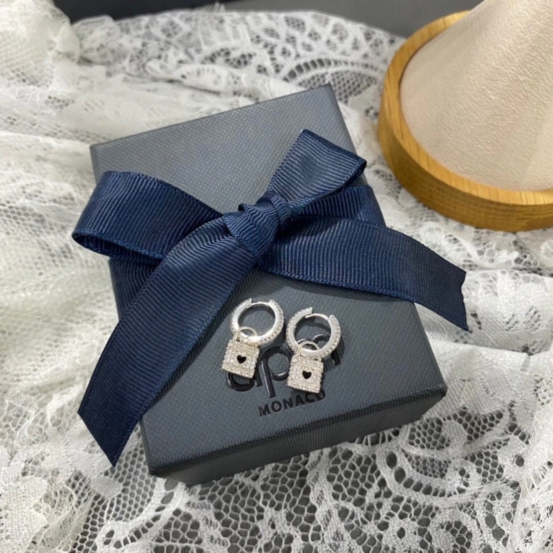 Axm Earrings Breathable 281884