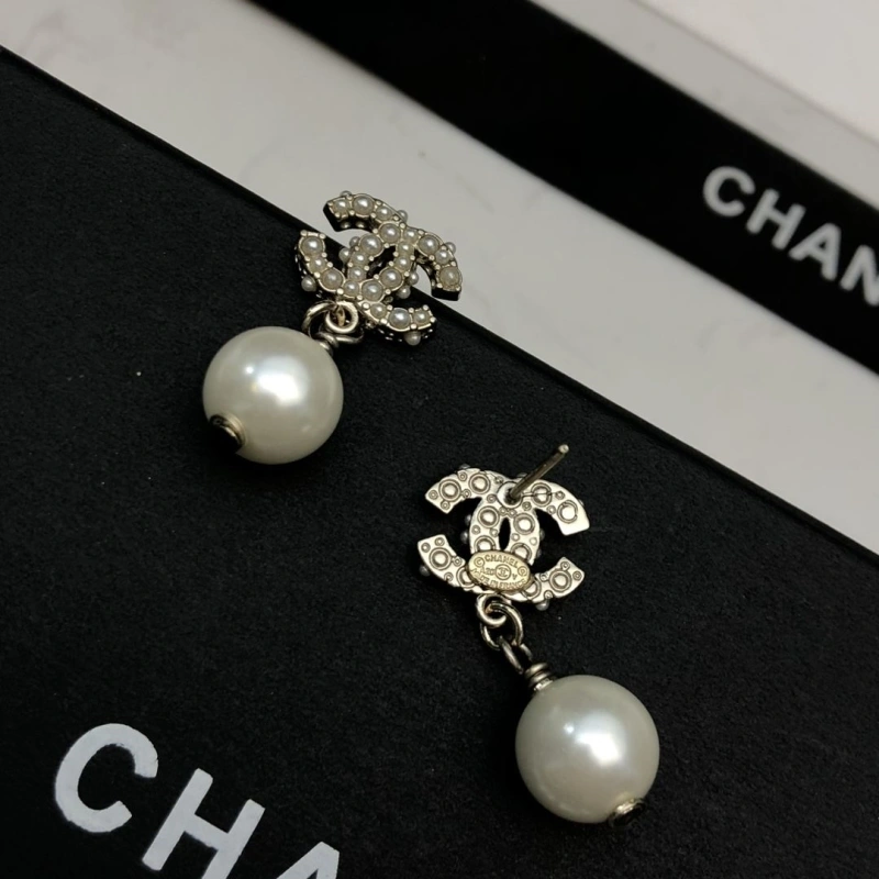 Reliable Chxnxl Earrings 289829