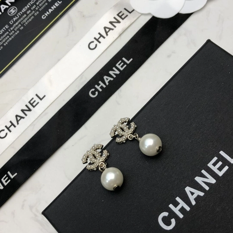 Reliable Chxnxl Earrings 289829