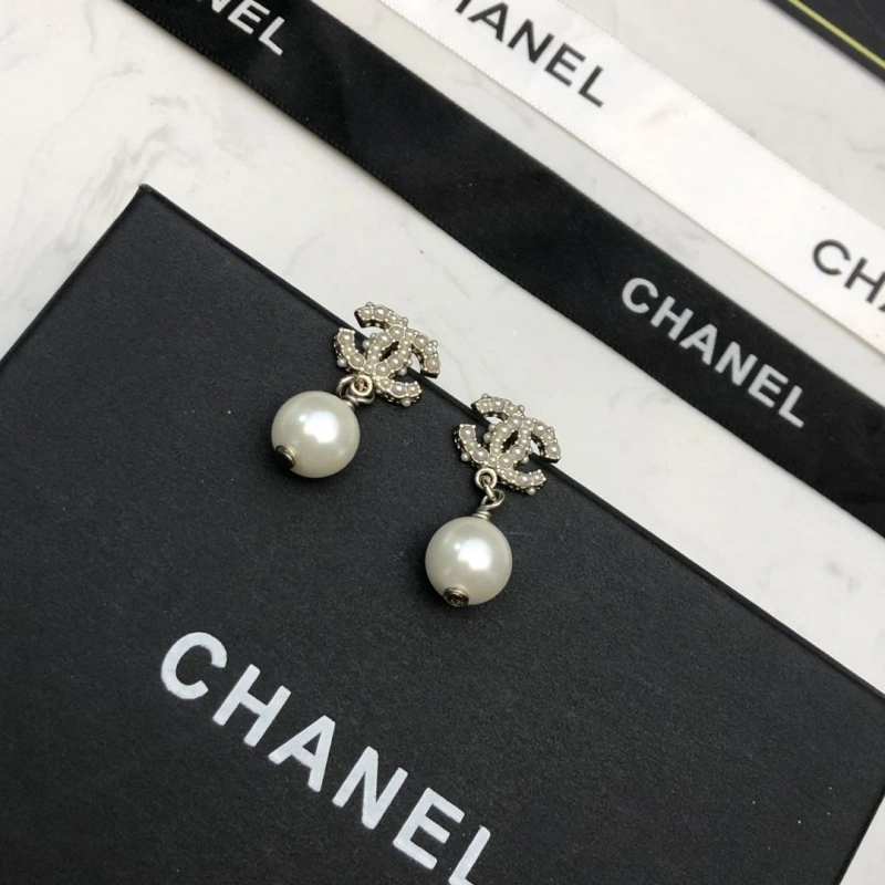 Reliable Chxnxl Earrings 289829