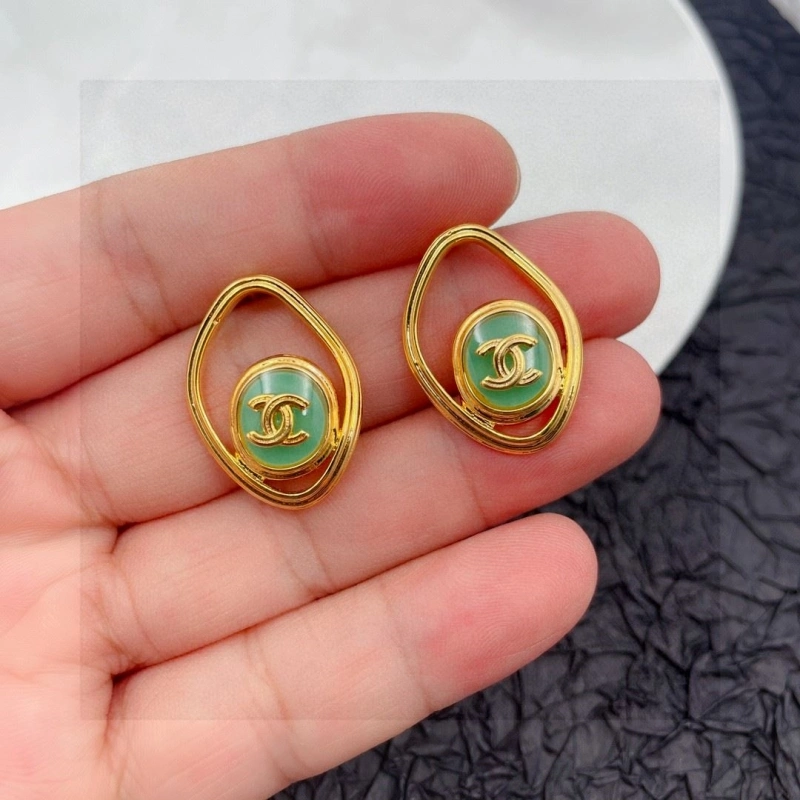 Trendsetting Chxnxl Earrings 289822