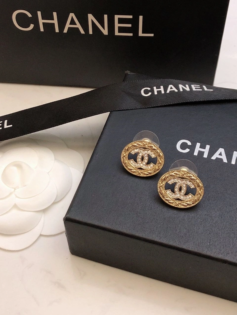 Minimalist Chxnxl Earrings 289809