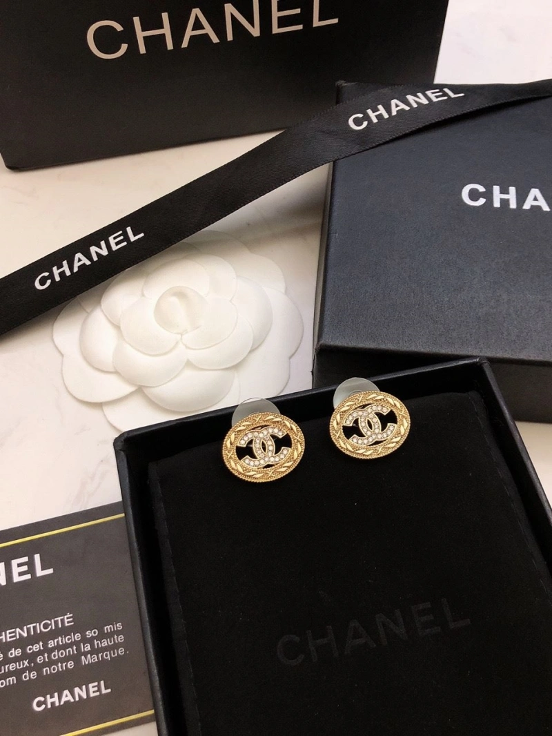 Minimalist Chxnxl Earrings 289809