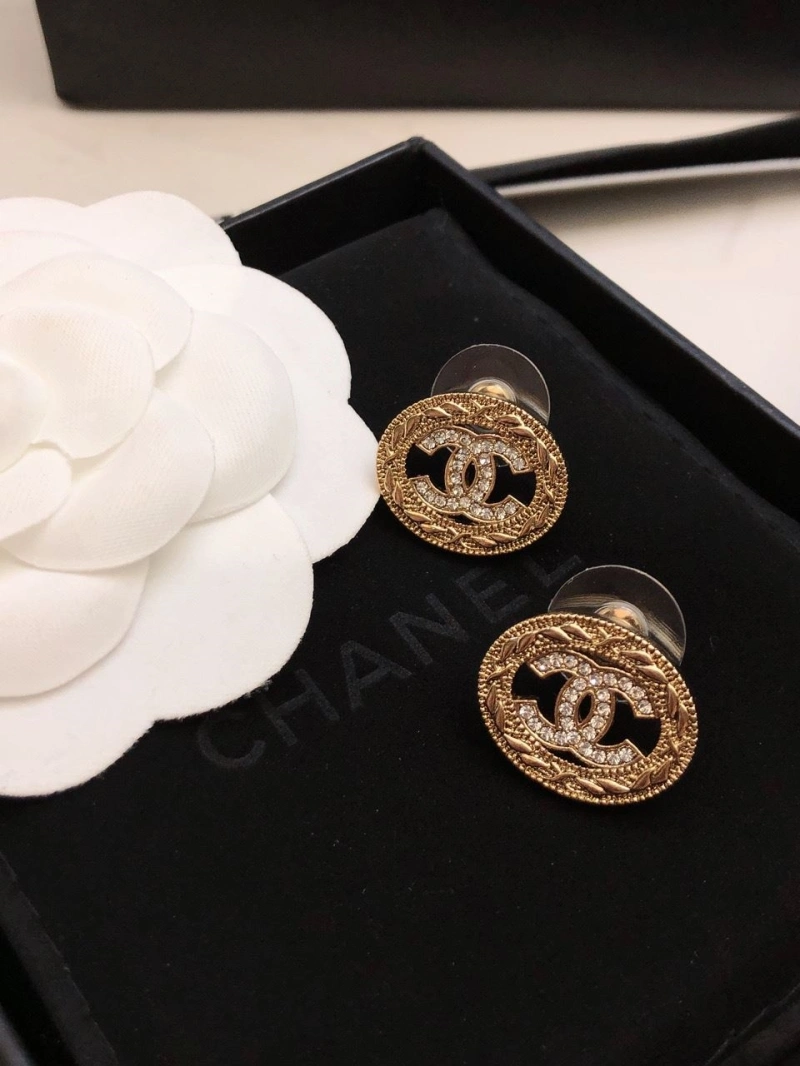 Minimalist Chxnxl Earrings 289809