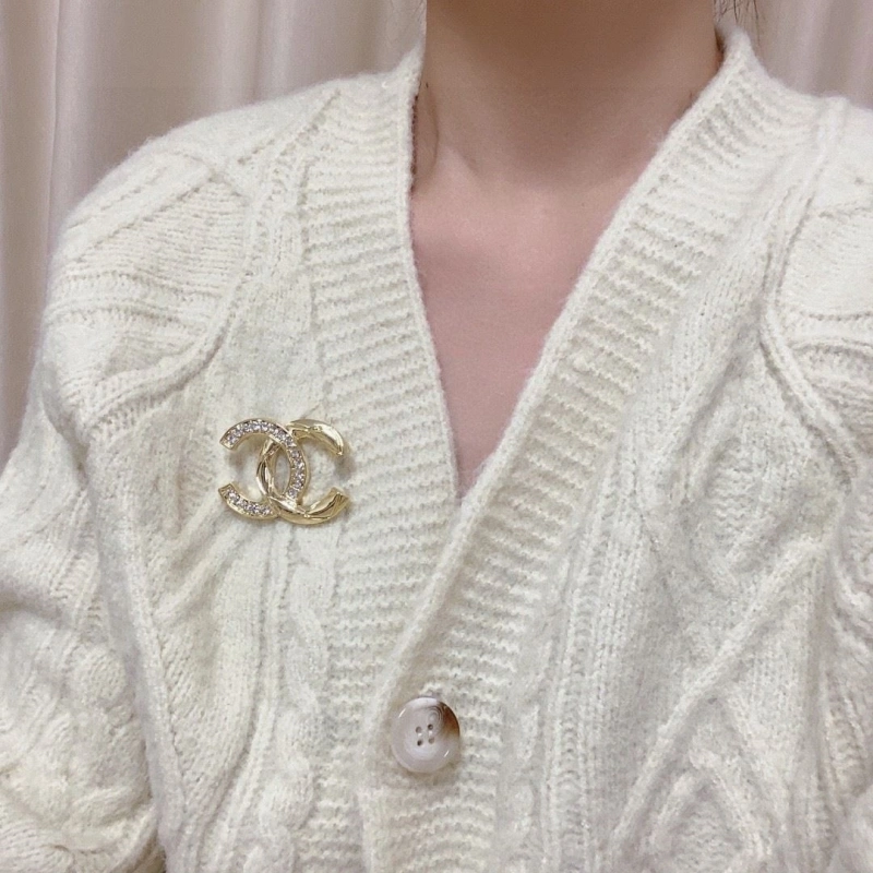 Chxnxl Brooches Vibrant 290505