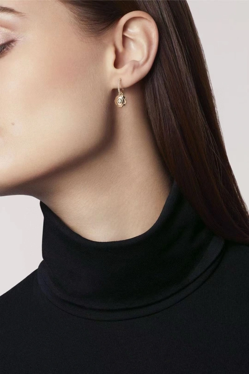 Elegant Chxnxl Earrings 289793