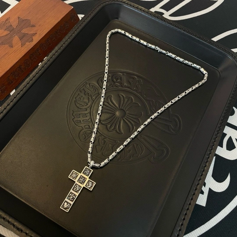 Bright Chrxmx Hxxrts Necklaces 298360