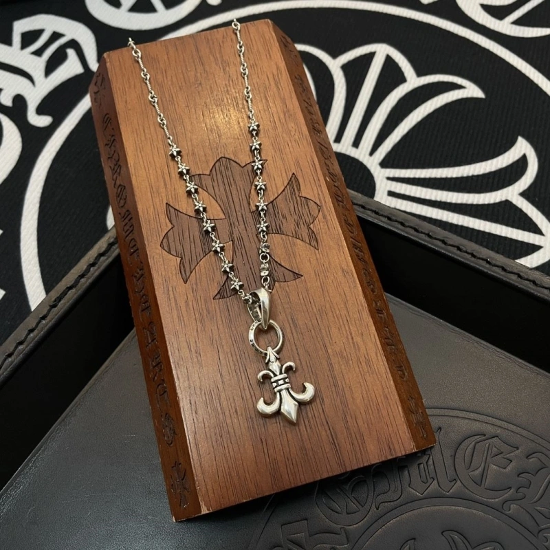 Chrxmx Hxxrts Necklaces ModernLook 298356