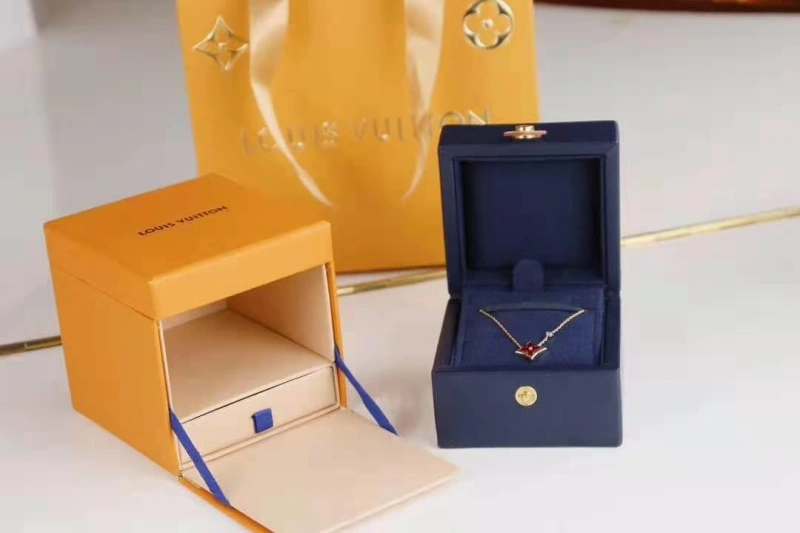 LX Necklaces BestValue 309642